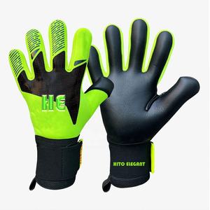 Gants de gardien de but de football en latex allemand de haute qualité 4mm en silicone pour la protection des doigts. - Product Image 1