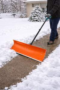 Pousse-neige robuste avec lame de 102 cm de large et poignée en D, pelle à neige en acier pour allée et trottoir, outils d'hiver ODGWTO005 - Product Image 2