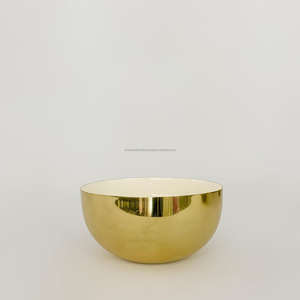 Nouvel arrivage Bol de service alimentaire de bonne qualité Bol à soupe en métal couleur or au design avantageux avec 3 petites pattes - Product Image 5