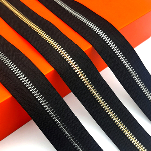 Nouvelle Arrivée Fermeture Éclair Métallique Continue en Alliage d'Aluminium Écologique 5 #   Dents en Y de haute qualité pour sac à main - Product Image 4