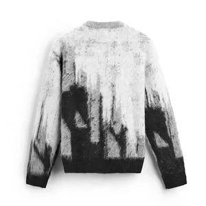 Pull-over en maille douce pour homme, confortable et décontracté, indispensable pour la garde-robe d'hiver. Agent de production de tricots Dhaka. - Product Image 2