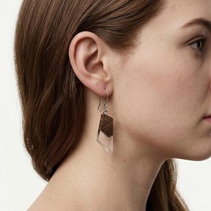 Boucles d'oreilles en corne de buffle de haute qualité, très demandées, au meilleur prix, de chez F.S International - Product Image 4