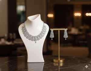 ชุดสร้อยคอทองเหลืองดีไซน์เรียบหรูสำหรับผู้หญิง ขายส่ง เหมาะสำหรับใส่ทำงาน ชุดลำลอง และเป็นของขวัญ - Product Image 2