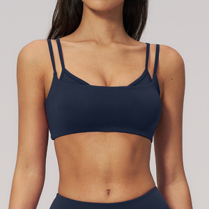 Sujetador deportivo sin costuras con cuello cuadrado para mujer, tirantes de doble capa, color sólido, top de yoga elástico y transpirable para ropa deportiva. - Product Image 6