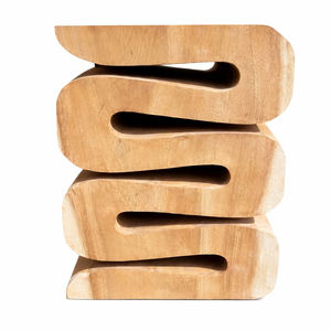 Tabouret en bois de Suar massif au design ondulé, chaise sculpturale unique pour entrée, idéal pour l'ameublement d'hôtels de charme et l'esthétique rustique des maisons. - Product Image 4