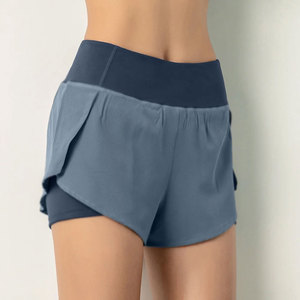 Shorts double couche pour femmes avec fermeture éclair et poches – Meilleure vente en ligne - Product Image 3