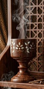 Quemador de incienso de sándalo de madera, soporte indio para incienso, ecológico, para aromaterapia en el hogar, uso religioso, hecho a mano - Product Image 1