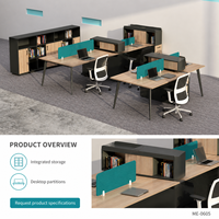 Bureau de travail commercial rectangulaire moderne pour 4 personnes avec dessus imitation bois, écrans d'intimité turquoise et rangement intégré