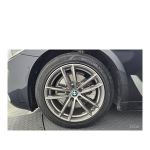 2019 BMW 5 Series 520d M Sport Plus 67,339 km Diesel Automatic Gearbox Leather Seats Left Steering Rear Camera - Product Image 4