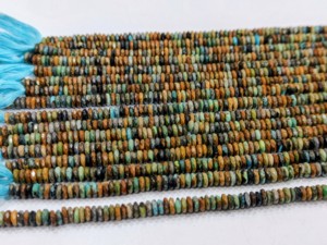 Perles facettées en turquoise naturelle d'Arizona, taille graduée de 3,5 mm à 7 mm, forme ronde, vendues par brin de 8 pouces - Product Image 5