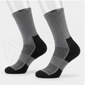 Crew <b>Socks</b> Gray Breathable <b>Running</b> <b>Socks</b> for Adults Summer Season Standard Thickness Knitted Sport <b>Socks</b> - Product Image 3
