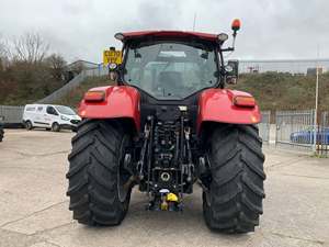 Potente Tractor Case IH Puma 140 para Trabajo Agrícola Pesado con Rendimiento Confiable, Motor Fuerte y Operación Eficiente en el Campo - Product Image 3