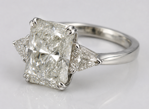 Custom 1CT VVS/VS Lab Grown Diamond Women's Engagement Ring Side Stones 5ct E VS1 Excellent Cut Radiant IGI Certified 14K Gold - Product Image 2