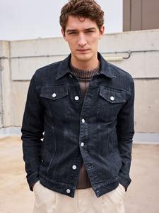 Chaqueta vaquera extragrande de moda, hecha con algodón transpirable, con un aspecto vintage lavado y estilo relajado. - Product Image 4