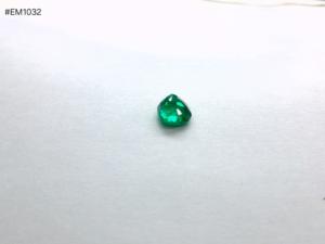 Esmeralda Zambiana Natural, Corte Ovalado Facetado, 4.05ct, Alta Calidad, Gema Suelta para Joyería - Product Image 4