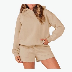 Ensemble 2 pièces en molleton de coton pour femme : sweat à capuche et short, personnalisé, imprimé et brodé, style streetwear, vente en gros - Product Image 6