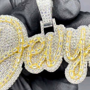 Pendentif élégant en moissanite taille émeraude hip-hop en argent sterling 925 pour les fêtes et les occasions spéciales - Product Image 2