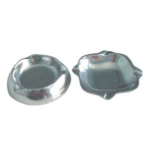 Cendrier en métal résistant au vent avec base lourde, construction durable et finition lisse pour une utilisation en extérieur et sur terrasse. - Product Image 6