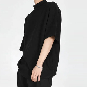 เสื้อยืดทรงบ็อกซี่สีดำล้วนสำหรับผู้ชาย ขายดี ผลิตตามสั่ง (OEM) ผ้าคอตตอนหนานุ่ม ทรงหลวมไหล่ตก สไตล์สตรีทแวร์ ขายส่ง - Product Image 5