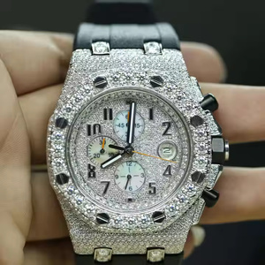 Montre en quartz Moissanite pour homme, style Midnight Pulse Trend, entièrement sertie de pierres, avec cadran épuré et un attrait élégant - Product Image 1