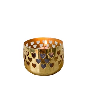 Elegante soporte votivo de corte de corazón de latón y Metal dorado, hermoso diseño para Hotel en casa para decoración de mesa de Navidad, vela perfumada - Product Image 3