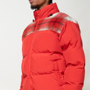 Blouson matelassé épais pour homme, style streetwear, color block, en polyester, avec passepoil réfléchissant et fermeture éclair, pour l'hiver, vente en gros - Product Image 2