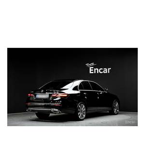 Mercedes-Benz E350 4MATIC E-Class Luxury Sedan 2023 (8 631 km) |   Sièges en cuir |   Transmission automatique |   Caméra arrière - Product Image 2