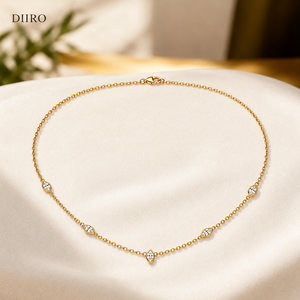 Collier en or 18 carats plaqué or avec diamants, serti de moissanite taille marquise, bijoux micro-incrustés, chaîne à maillons pour femme, idéal pour les soirées - Product Image 1