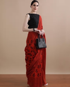 KV <b>Red</b> Mulmul Cotton Traditional Hand Drawn Paisley Printed Party Saree with Unstitched <b>Blouse</b> - Product Image 6
