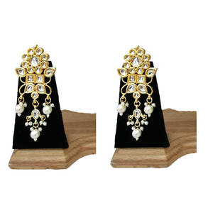 ต่างหูห้อยรูปดอกไม้ชุบทองทำมือแบบอินเดียประดับคริสตัลและเพชรเทียมสำหรับงานแต่งงานของผู้หญิง - Product Image 2