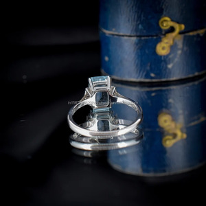 แหวนเพชรมรกตสีขาวทอง14K สำหรับผู้หญิงได้รับการรับรองจากห้องแล็บครบรอบปาร์ตี้ - Product Image 3