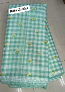 Tissu Simar Crush pour travaux de broderie miroir - Product Image 5