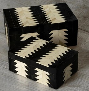 Handcrafted Bone Inlay Decorative Jewelry <b>Storage</b> Box with Bold Leaf Pattern Mosaic Design Keepsake Organizer Home Decor Gift - Product Image 1