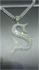 Colgante de letra cursiva S de moissanita helada CONCEPTION al por mayor, de plata 925 chapada en oro, estilo Hip Hop, colgante de collar con inicial personalizada - Product Image 4