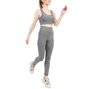 Leggings de yoga personnalisés à taille haute, longueur genou, couleur unie, avec empiècements en mesh, en Spandex et Polyester, extensibles dans les quatre sens, design sans couture - Product Image 6