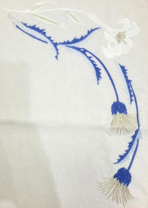 Parures de lit en coton personnalisées brodées de jolies fleurs de lys, avec taies d'oreiller, pour la maison, l'hôtel et les mariages - Vente en gros - Product Image 3