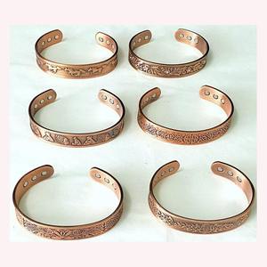 Bracelet réglable en cuivre pur fait main de la plus haute qualité, accessoire de bijouterie durable, collection de cadeaux unisexe - Product Image 5