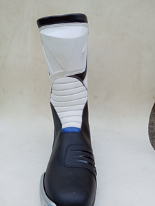 Bottes de moto personnalisées en cuir, blanches et bleues, design unique - Product Image 4