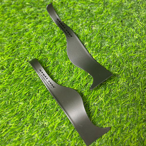 Navaja de Afeitar Profesional Dominicana de Acero Inoxidable Reutilizable para Barbería, Navaja de Afeitar Recta para el Cuidado Facial, Estilo Dominicano - Product Image 1