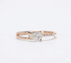 Bague de fiançailles en or jaune 14K avec diamant de laboratoire en forme de poire de 0,50 carat en or rose, certifiée IGI VVS2, à sangle fendue, pour femme, vente en gros - Product Image 1