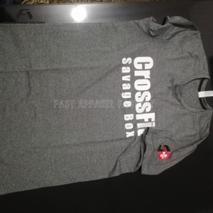 Nouveau t-shirt pour homme avec logo et style personnalisés, confectionné en tissu de coton doux et respirant, léger, durable, confortable, avec des coutures solides. - Product Image 2