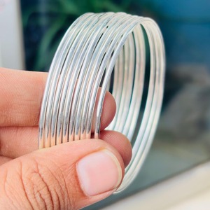 Conjunto de brazaletes de metal plateado, brazaletes clásicos unisex, joyería de regalo, brazaletes de tono plateado tibetano, accesorio de moda - Product Image 3