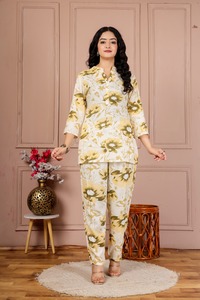 Floral Printed <b>Kurta</b> Pant Set for <b>Women</b> Cream Yellow Ethnic Wear Sleeve Straight Kurti Matching Bottom for Daily Casual - Product Image 4