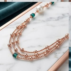 Collier Mala italien en argent 925, finition or rose, pierre verte, perle, chaîne multicouche, bijoux de créateur pour femmes - Product Image 3