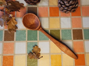 Cuchara de Madera de Mango Largo Hecha a Mano con Madera de Primera Calidad, Acabado Liso, Utensilio de Cocina para Remover y Mezclar Comidas - Product Image 3