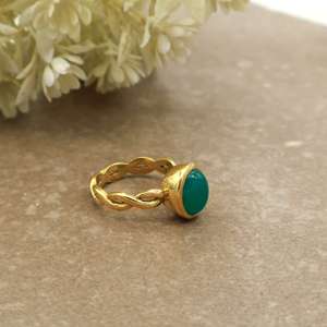 Vintage Oval Green Onyx <b>Ring</b> 18K Gold Plated Scalloped Infinity Band Boho Statement Jewelry - Product Image 3