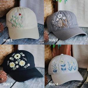 หมวกเบสบอลผ้าฝ้ายปักลายตามสั่ง ปักชื่อ ปักโลโก้ ปักด้วยมือ ของขวัญกีฬาสำหรับเจ้าสาว งานเลี้ยงสละโสด - Product Image 5