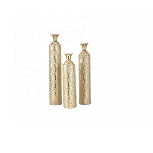 Florero de estilo botella de forma redonda hecho a mano con patrón texturizado Florero de mesa moderno de metal Florero de brote cilíndrico - Product Image 2