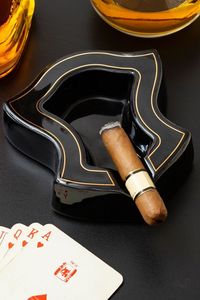 Cendrier élégant, cendrier d'hôtel, cendrier de bar, cendrier décoratif pour la maison, cendrier d'extérieur, cendrier d'intérieur, cadeau pour les amateurs de cigares - Product Image 3