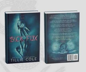 หนังสือขายดีประเภทนิยายรักโรแมนติกแนวดำลึกลับของซิก ฟักซ์ ฉบับปกอ่อน - Product Image 3